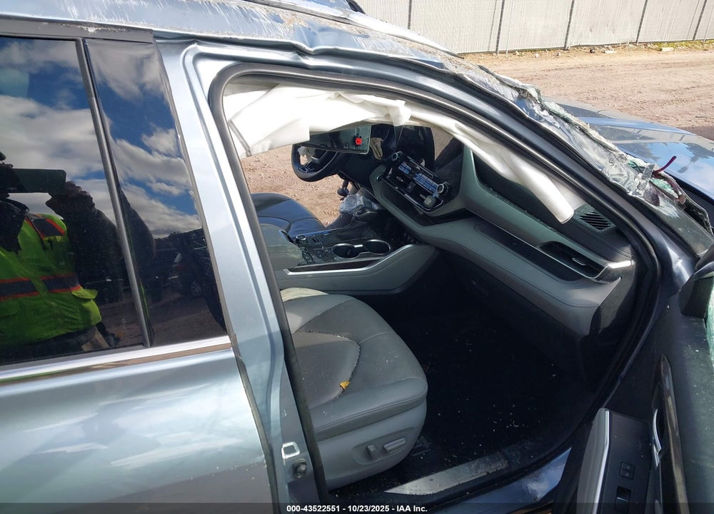 2020 TOYOTA HIGHLANDER VIN: 5TDFZRBH8LS008761