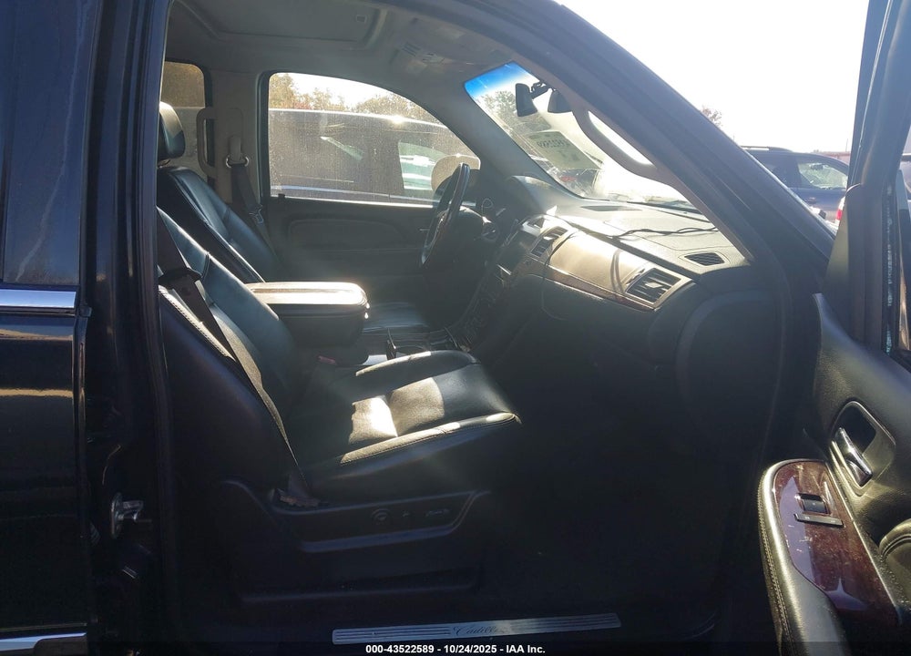 2007 CADILLAC ESCALADE VIN: 1GYFK63867R378624