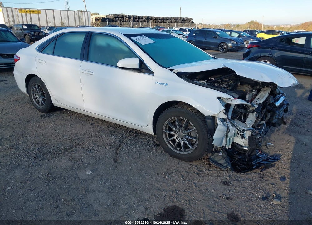 2015 TOYOTA CAMRY HYBRID LE VIN: 4T1BD1FK6FU174213