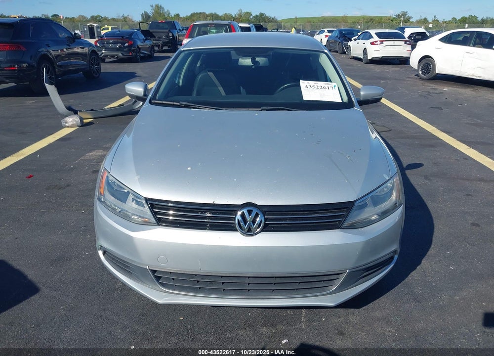 2013 VOLKSWAGEN JETTA 2.5L SE VIN: 3VWDP7AJ8DM220922