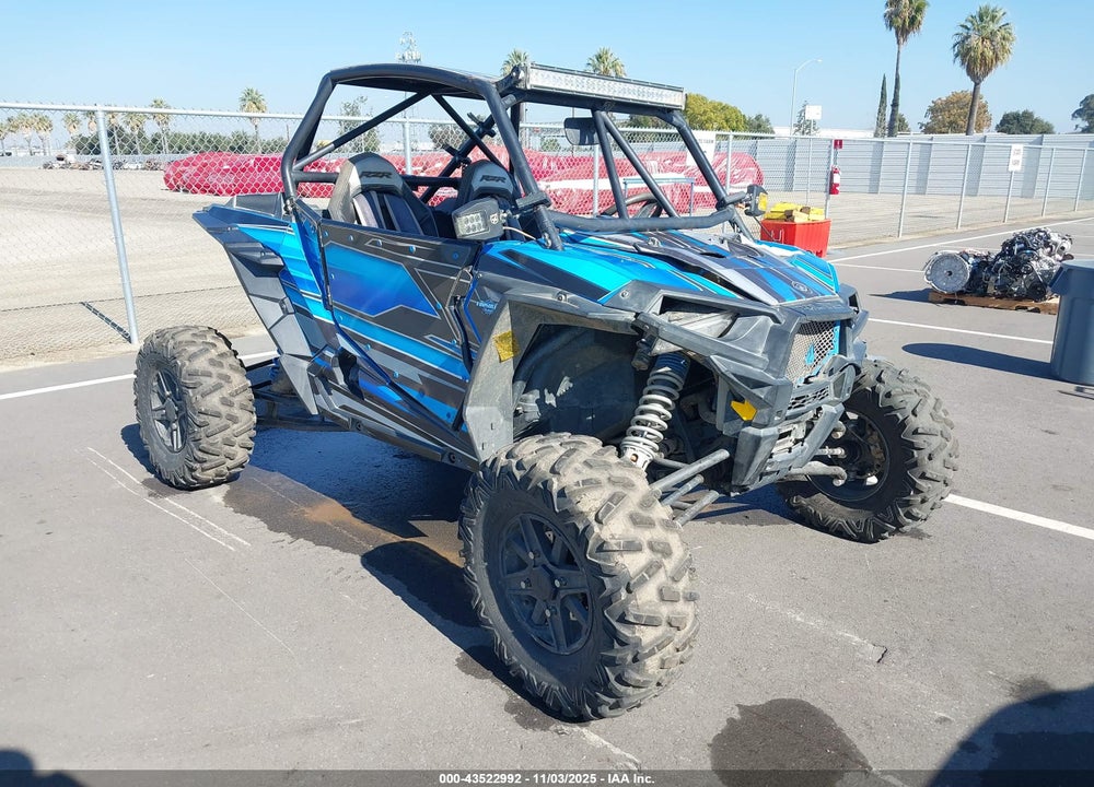 2015 POLARIS RZR XP 1000 EPS VIN: 3NSVDE994FF370613