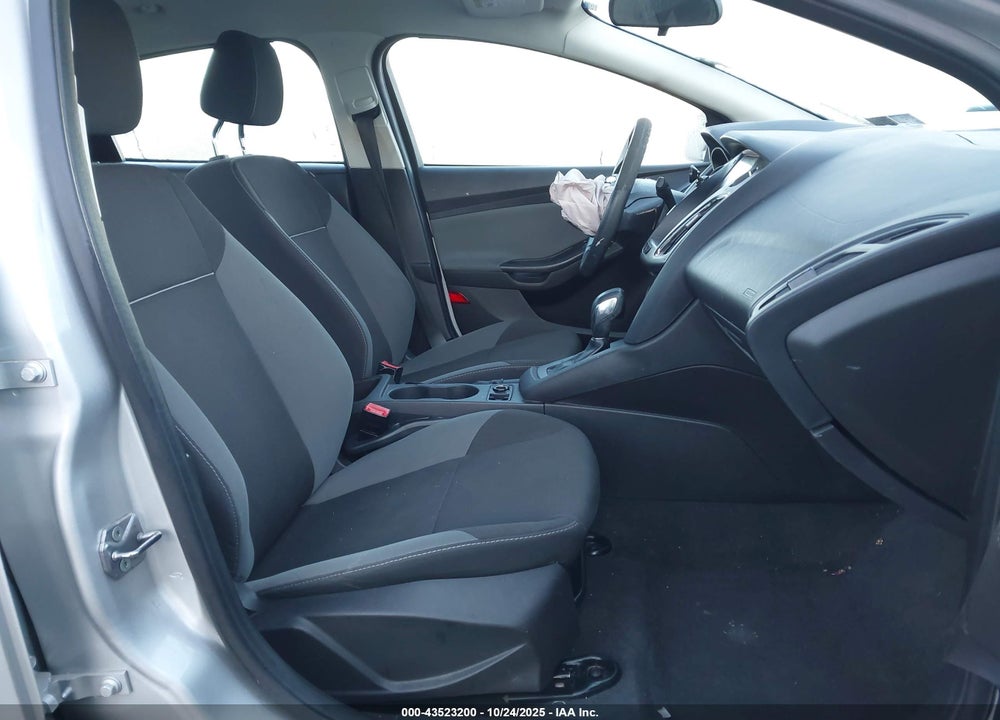 2013 FORD FOCUS VIN: 1FADP3E24DL180635