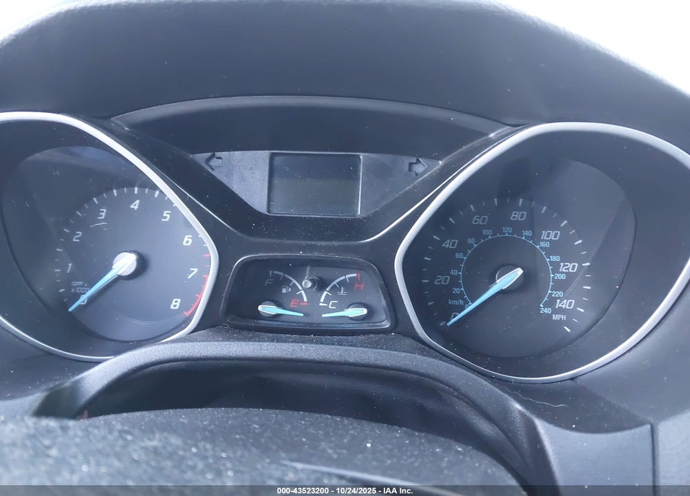 2013 FORD FOCUS VIN: 1FADP3E24DL180635