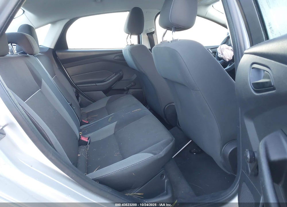 2013 FORD FOCUS VIN: 1FADP3E24DL180635