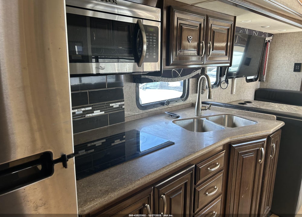 2019 FORD F53 VIN: 1F66F5DY8K0A05099