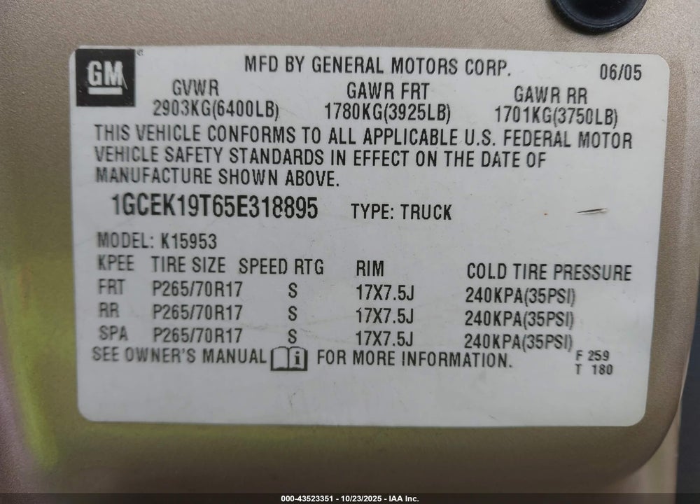 2005 CHEVROLET SILVERADO 1500 Z71 VIN: 1GCEK19T65E318895