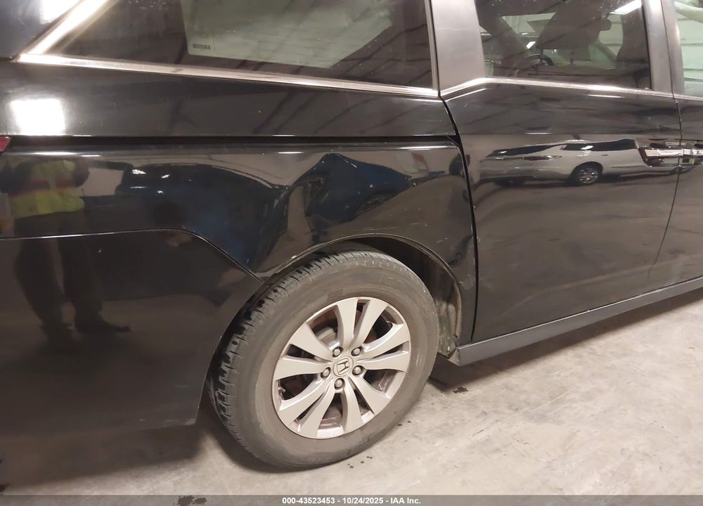 2016 HONDA ODYSSEY SE VIN: 5FNRL5H38GB166627
