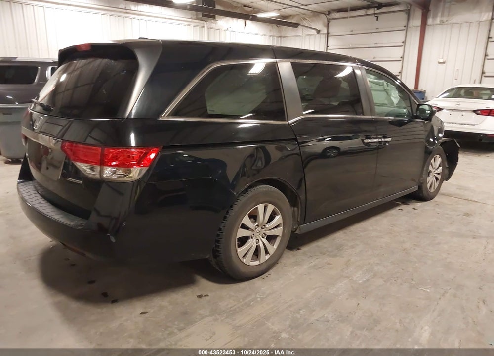 2016 HONDA ODYSSEY SE VIN: 5FNRL5H38GB166627
