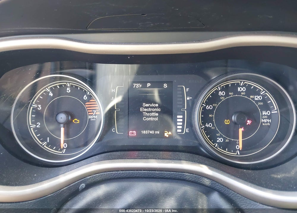 2017 JEEP CHEROKEE VIN: 1C4PJLCB3HW522138