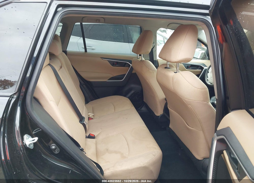2019 TOYOTA RAV4 VIN: JTMK1RFV0KJ006388