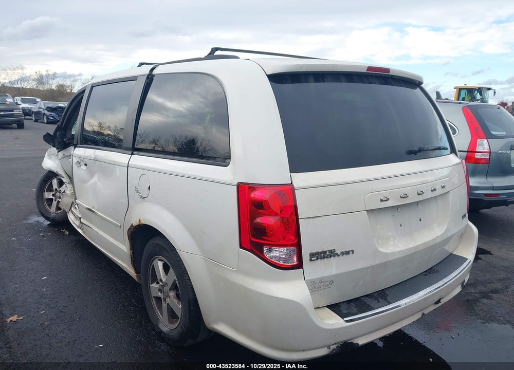 2011 DODGE GRAND CARAVAN MAINSTREET VIN: 2D4RN3DG1BR752593