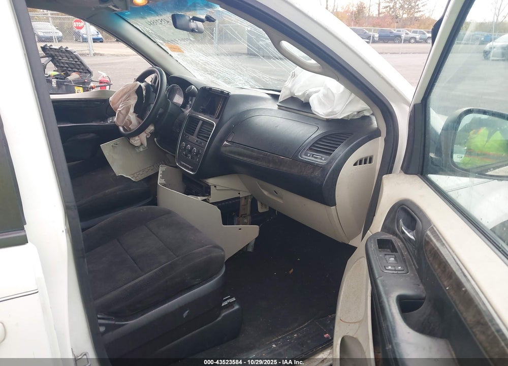2011 DODGE GRAND CARAVAN MAINSTREET VIN: 2D4RN3DG1BR752593
