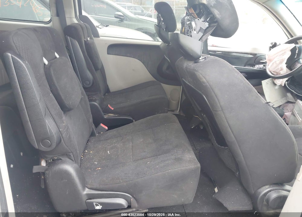 2011 DODGE GRAND CARAVAN MAINSTREET VIN: 2D4RN3DG1BR752593