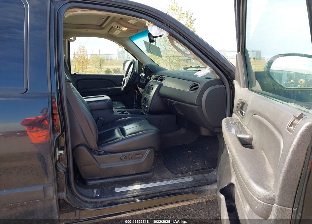 2007 CHEVROLET TAHOE LT VIN: 1GNFK13017R418120
