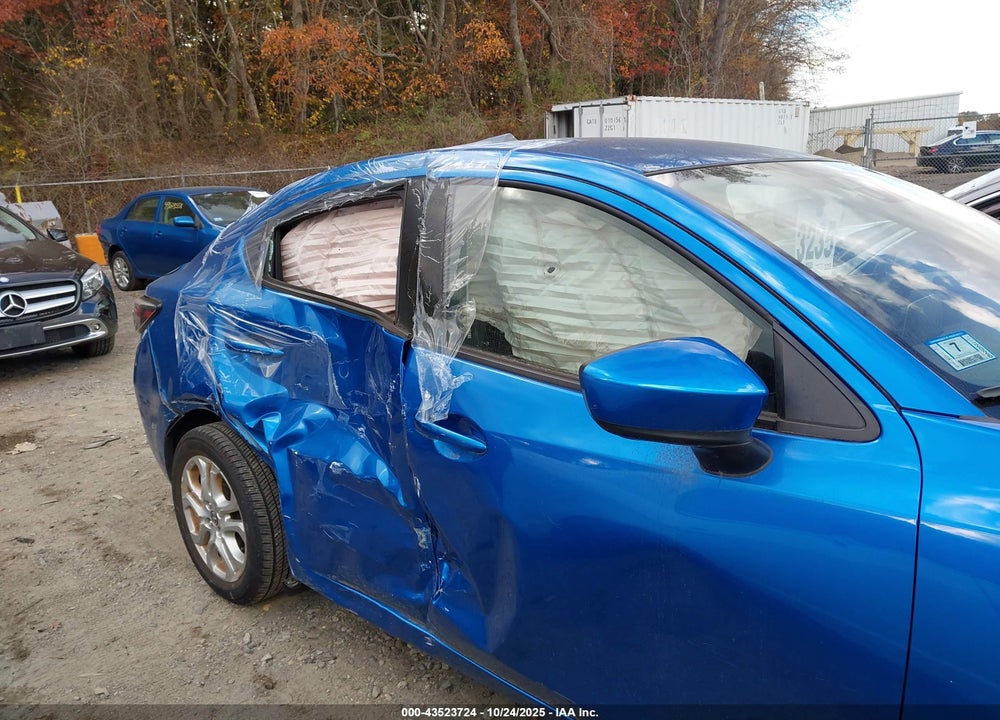 2016 SCION IA VIN: 3MYDLBZV2GY128955