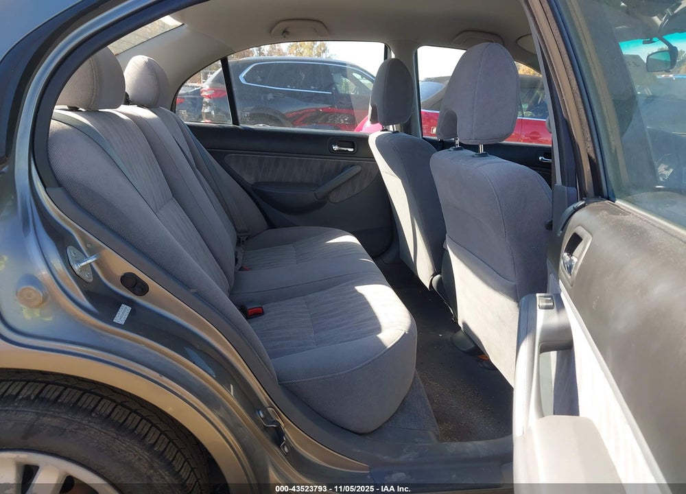 2005 HONDA CIVIC LX VIN: JHMES16505S007064