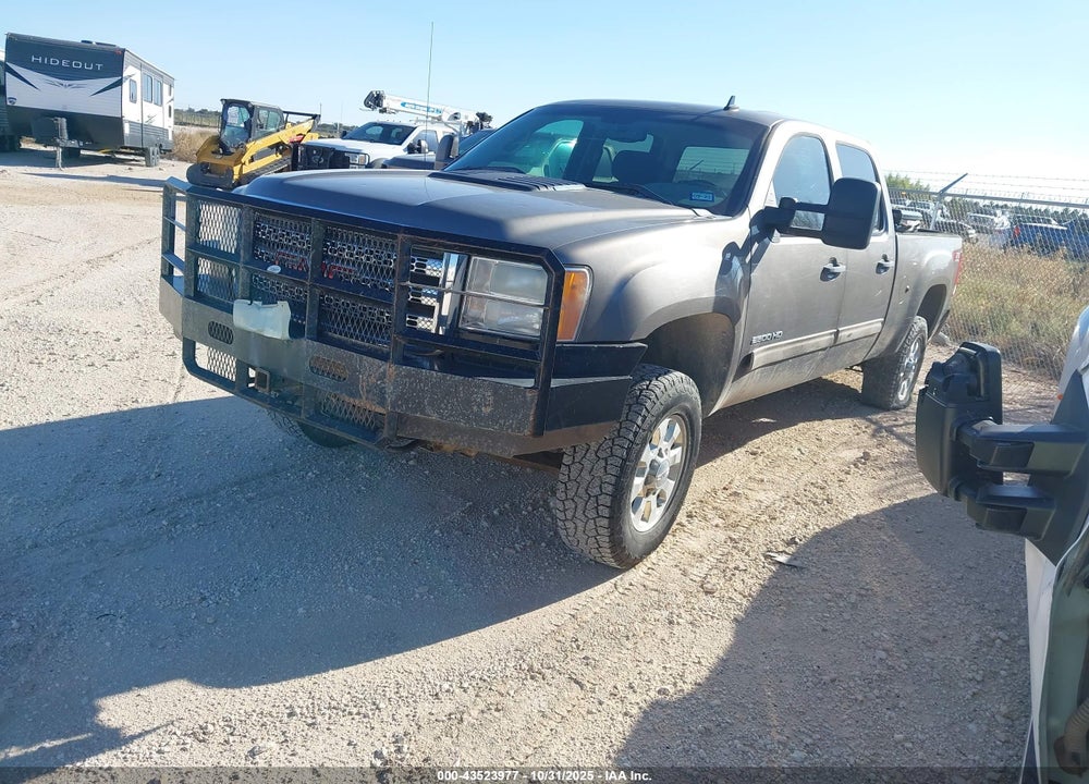 2013 GMC SIERRA VIN: 1GT120C88DF138825