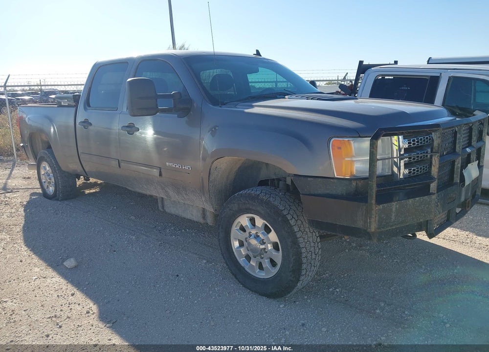 2013 GMC SIERRA VIN: 1GT120C88DF138825