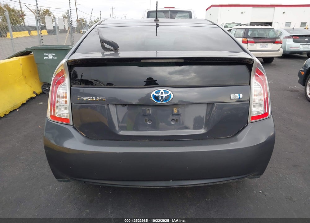 2015 TOYOTA PRIUS TWO VIN: JTDKN3DU9F0461599