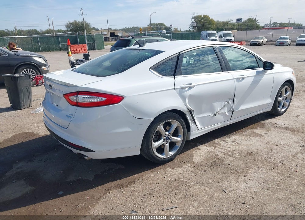 2016 FORD FUSION SE VIN: 3FA6P0HD3GR292613