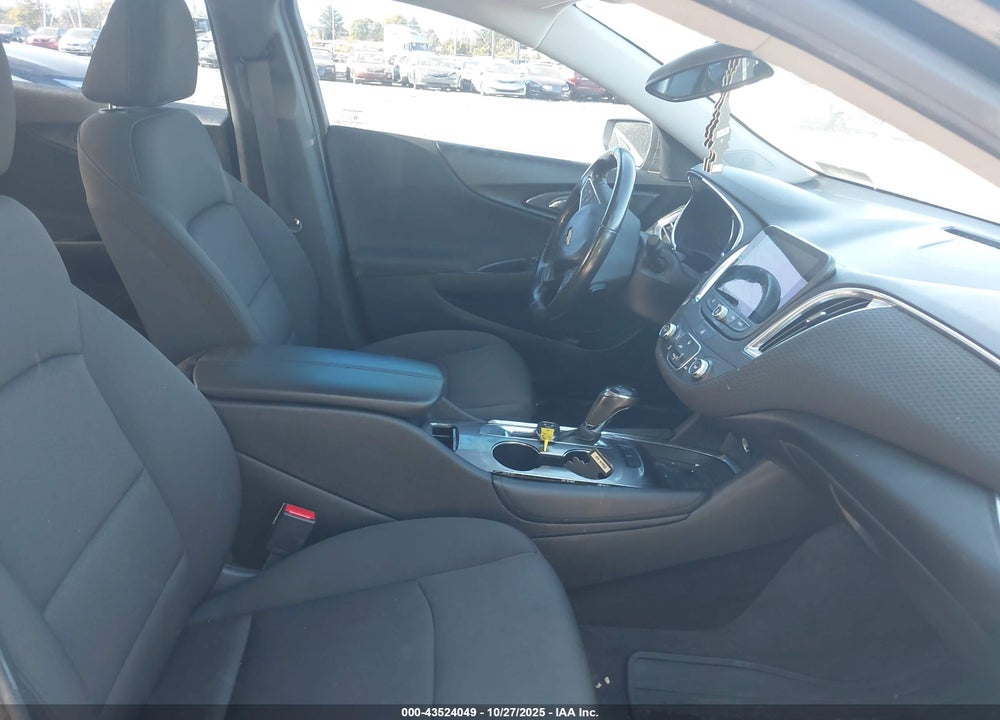 2018 CHEVROLET MALIBU LT VIN: 1G1ZD5ST0JF289842