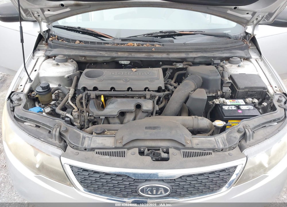 2011 KIA FORTE EX VIN: KNAFU4A21B5891358