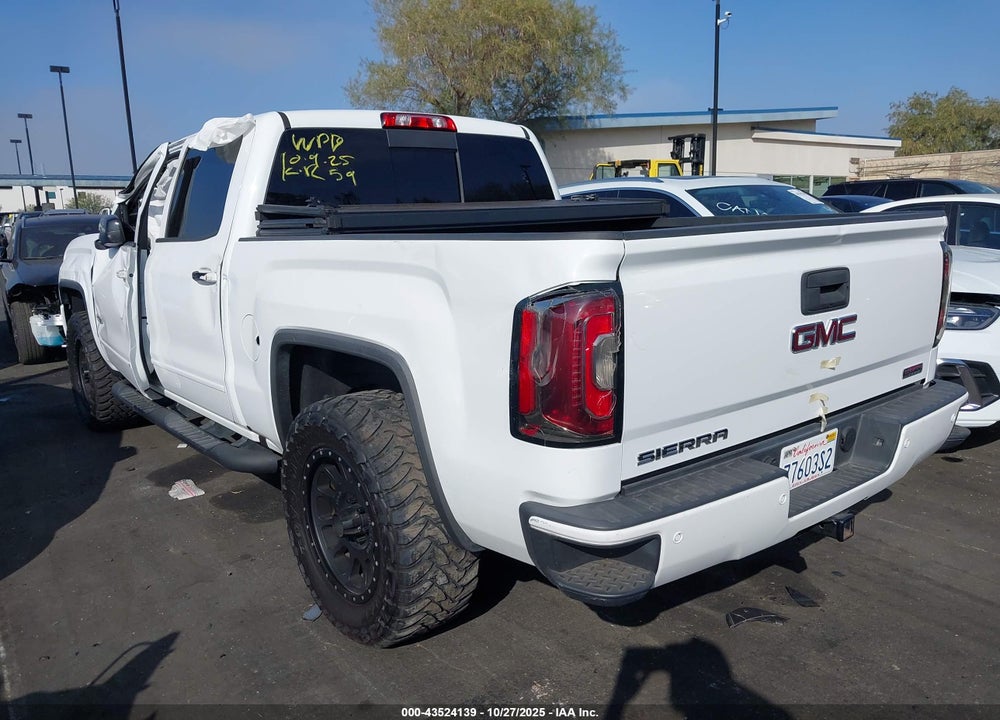 2018 GMC SIERRA 1500 SLT VIN: 3GTU2NEJ3JG304477