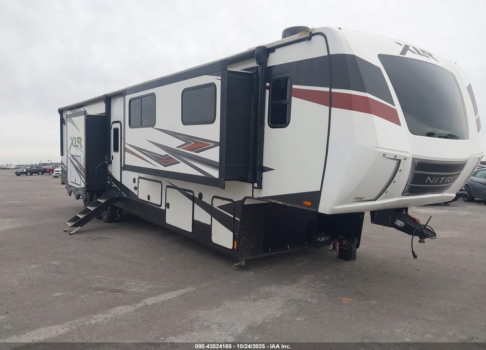 2020 FOREST RIVER XLR NITRO 405 VIN: 4X4FXL839LF166826