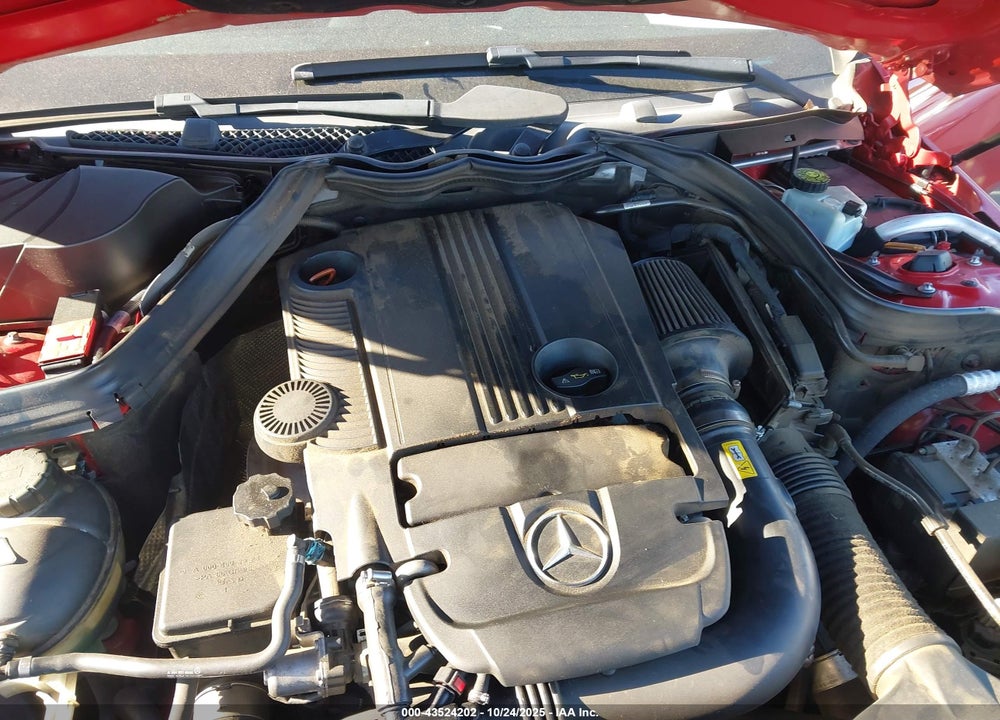 2014 MERCEDES-BENZ C CLASS VIN: WDDGJ4HB0EG298790