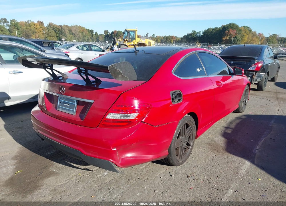 2014 MERCEDES-BENZ C CLASS VIN: WDDGJ4HB0EG298790