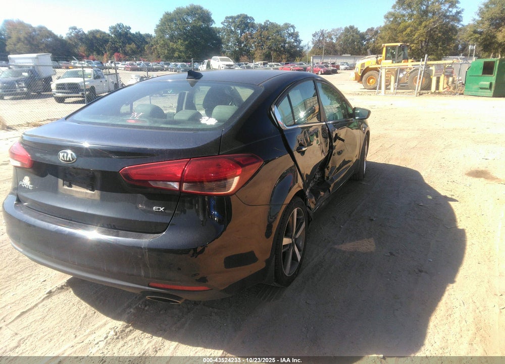 2017 KIA FORTE EX VIN: 3KPFL4A81HE005319
