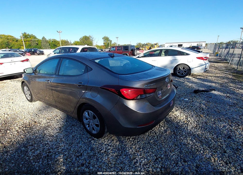 2016 HYUNDAI ELANTRA SE VIN: 5NPDH4AE5GH732911