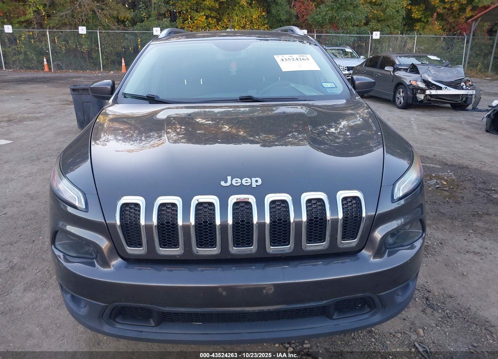 2016 JEEP CHEROKEE LATITUDE VIN: 1C4PJLCB5GW304488