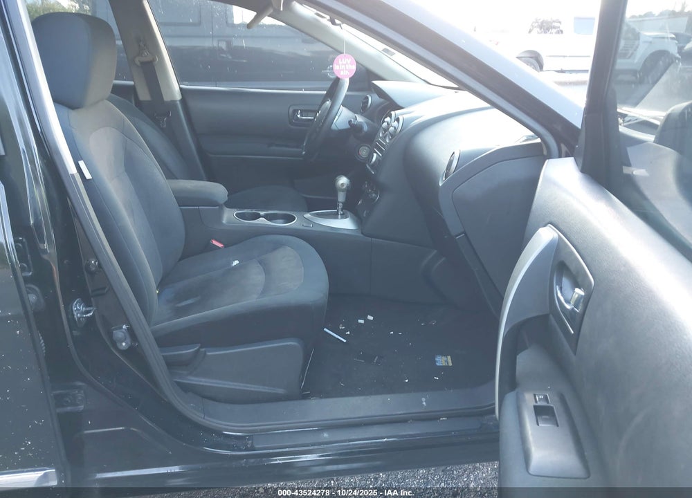 2013 NISSAN ROGUE S VIN: JN8AS5MT2DW032522