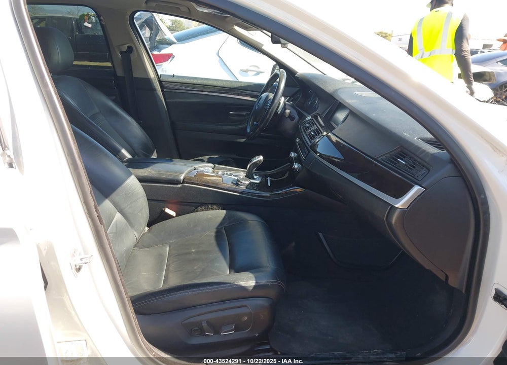 2016 BMW 528I VIN: WBA5A5C57GG353101