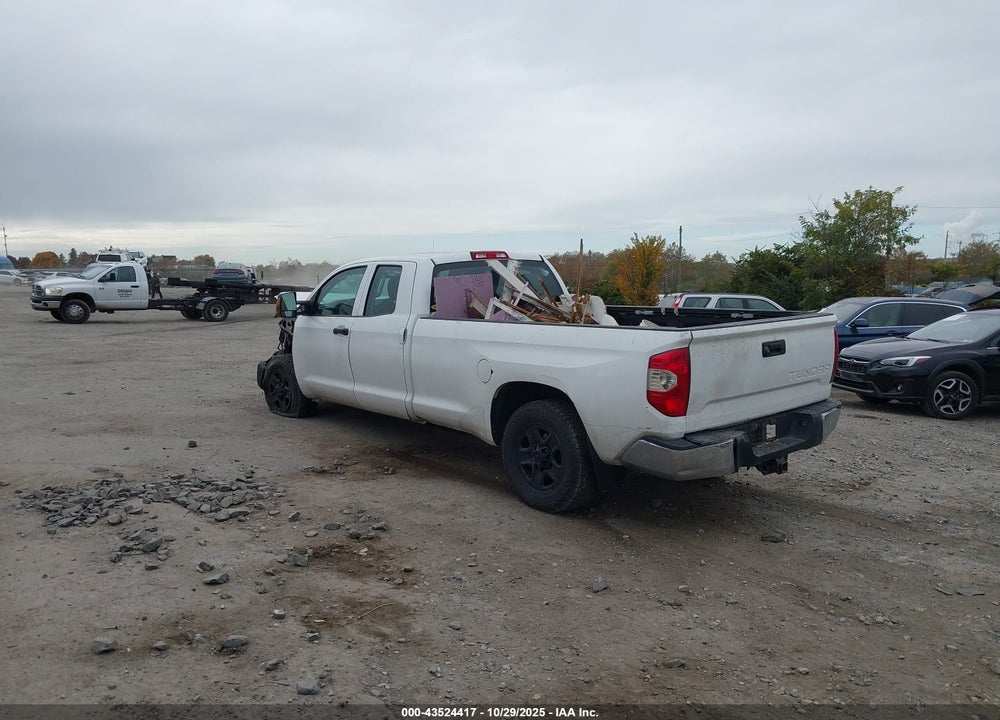 2017 TOYOTA TUNDRA SR 5.7L V8 VIN: 5TFCY5F14HX021049