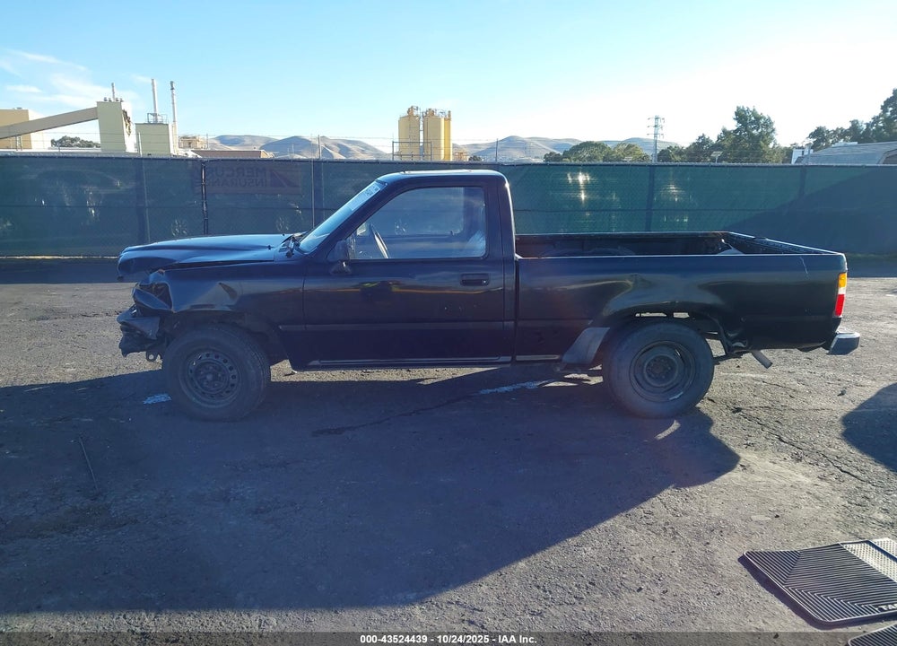 1992 TOYOTA PICKUP VIN: JT4RN81A9N0088603