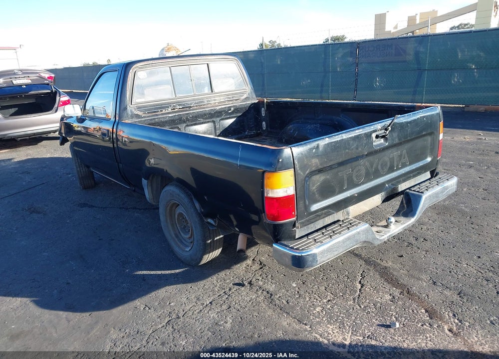 1992 TOYOTA PICKUP VIN: JT4RN81A9N0088603