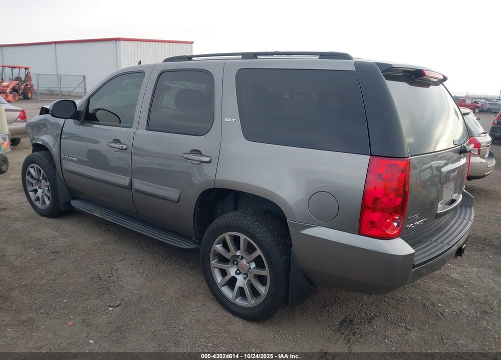 2008 GMC YUKON VIN: 1GKFK13078J121074