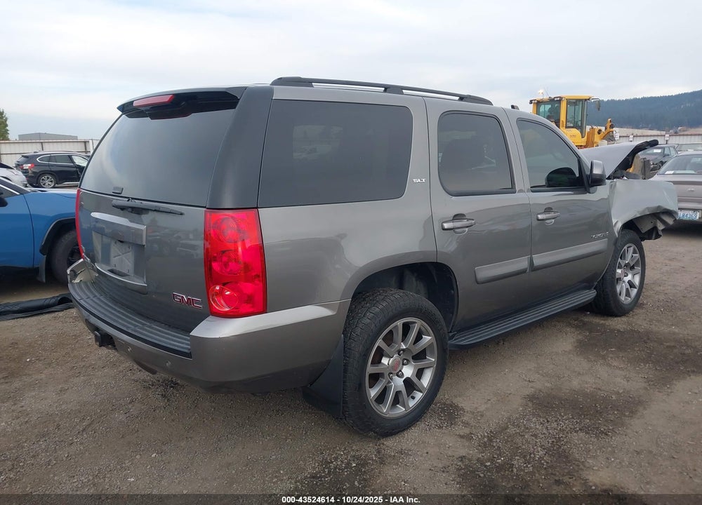 2008 GMC YUKON VIN: 1GKFK13078J121074