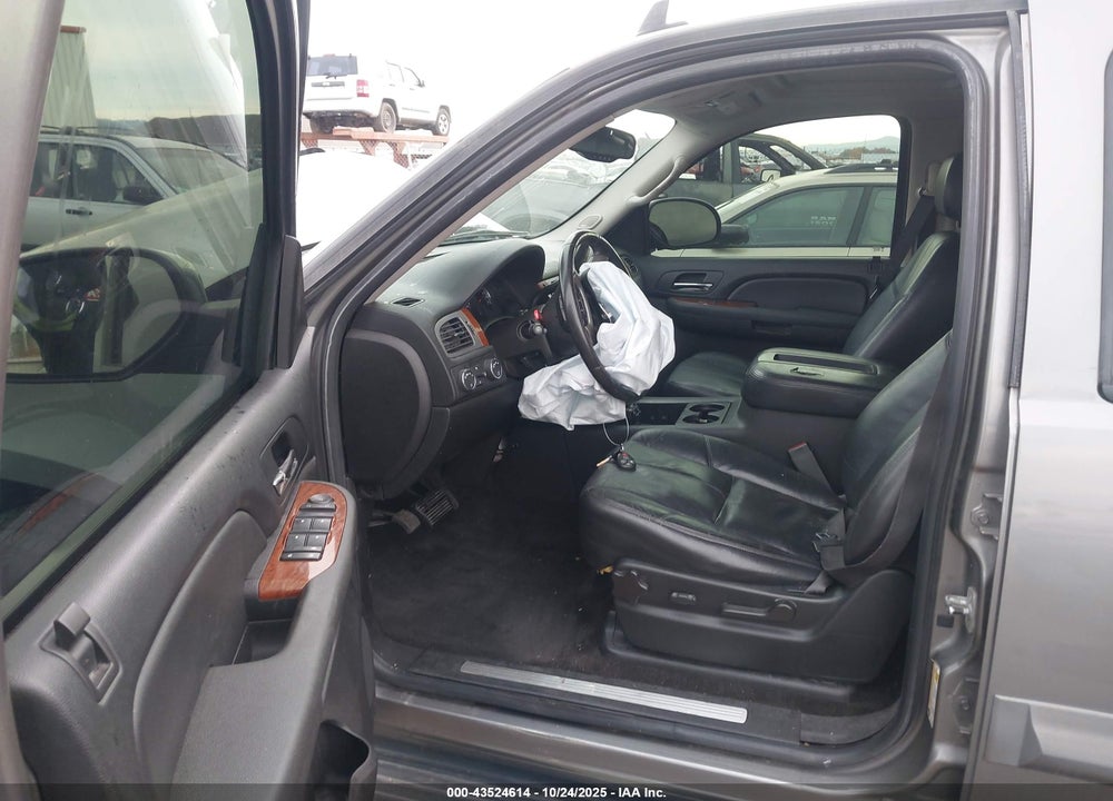 2008 GMC YUKON VIN: 1GKFK13078J121074