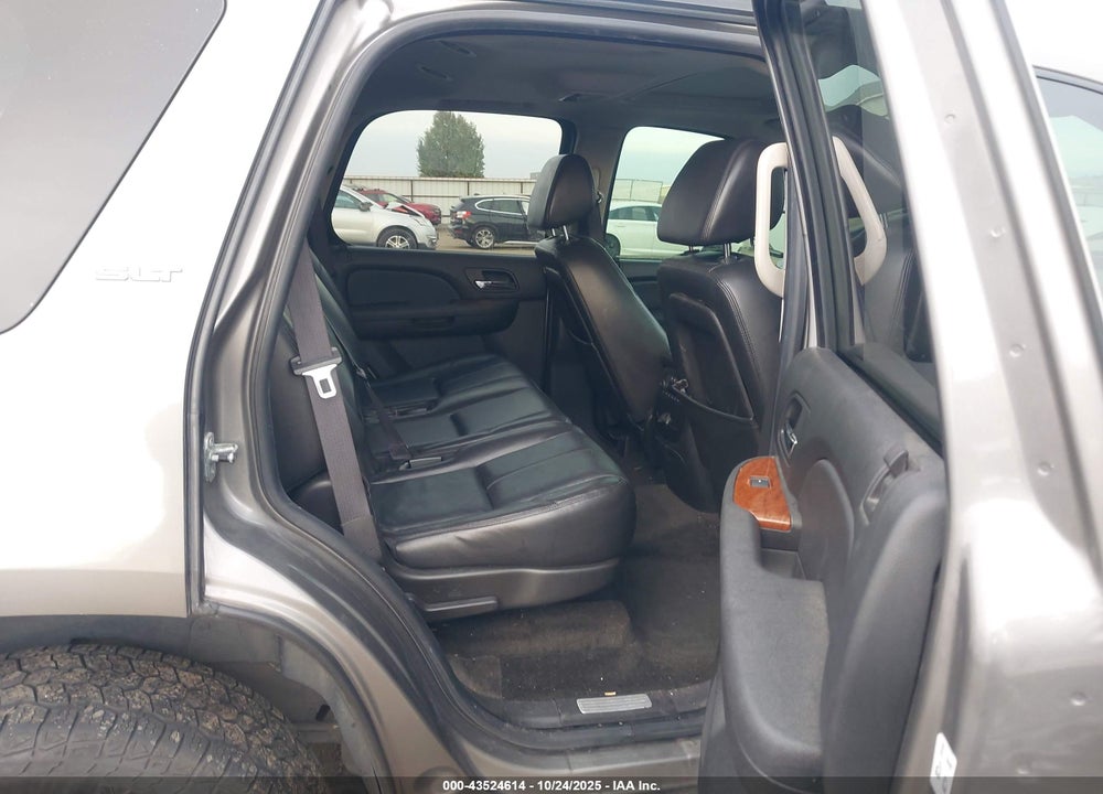 2008 GMC YUKON VIN: 1GKFK13078J121074