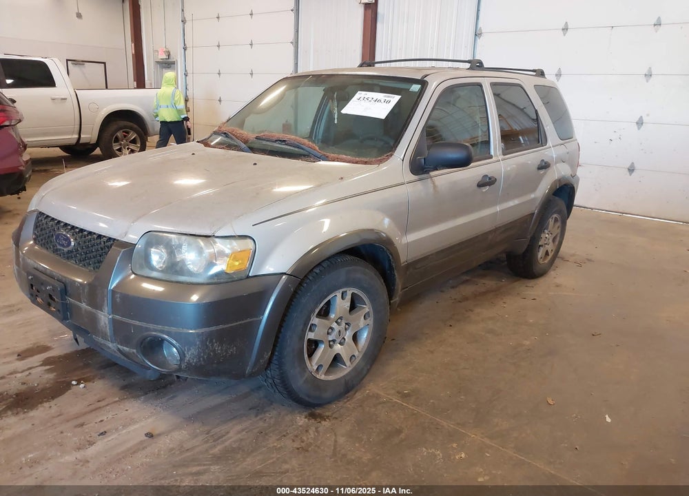 2005 FORD ESCAPE XLT VIN: 1FMYU93195KB77203