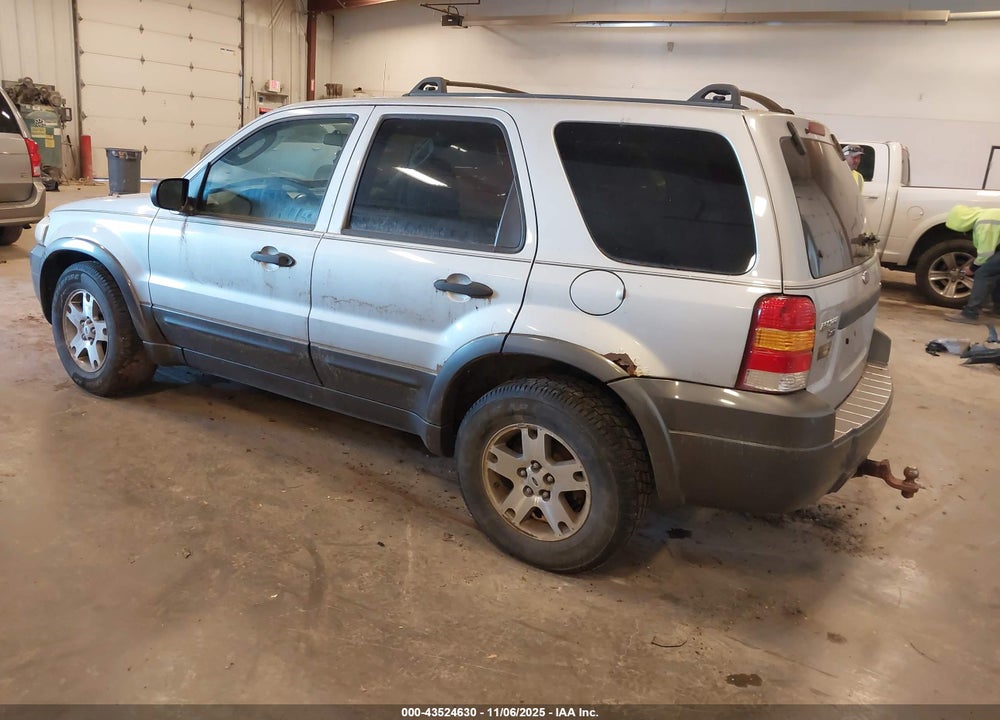 2005 FORD ESCAPE XLT VIN: 1FMYU93195KB77203