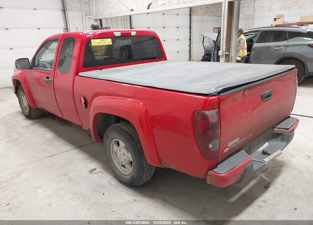 2004 CHEVROLET COLORADO LS VIN: 1GCCS198348120355