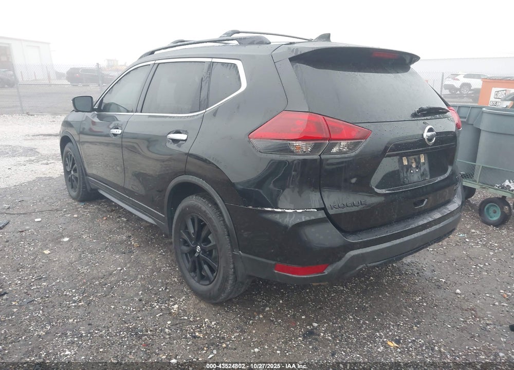 2018 NISSAN ROGUE SV VIN: 5N1AT2MT2JC748627