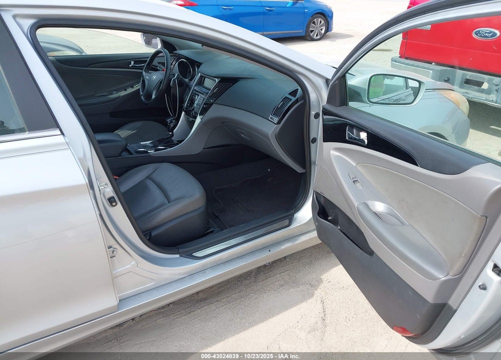 2011 HYUNDAI SONATA VIN: 5NPEC4AB5BH177072