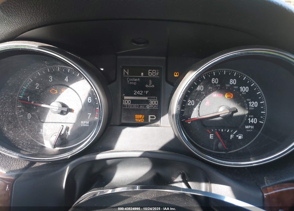 2011 JEEP GRAND CHEROKEE LIMITED VIN: 1J4RR5GG4BC522509