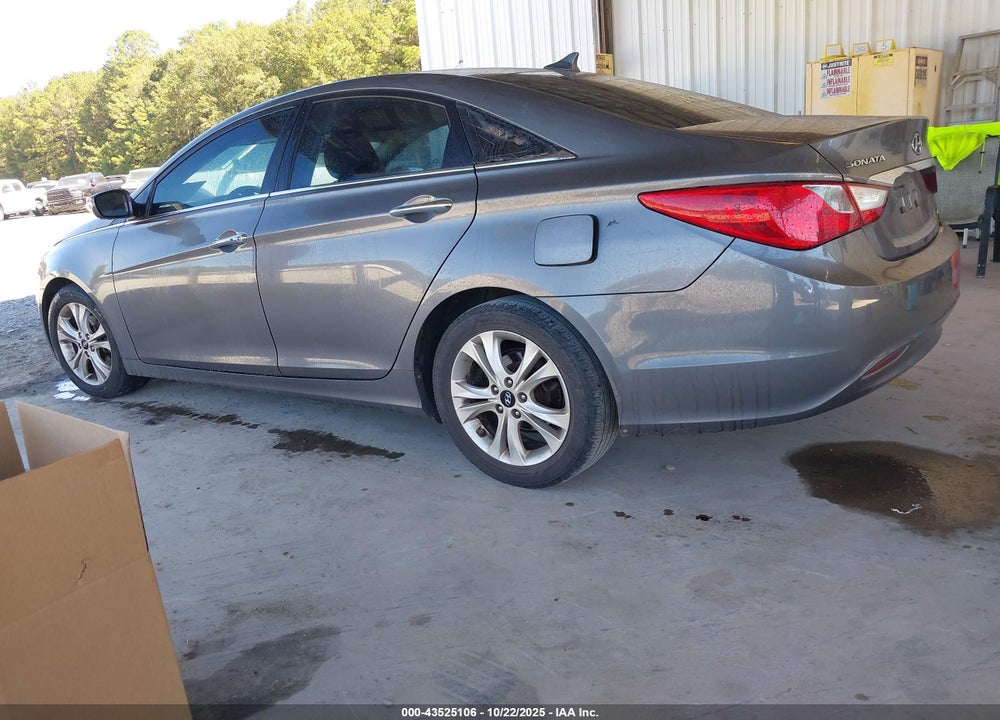 2011 HYUNDAI SONATA LIMITED VIN: 5NPEC4ACXBH031145