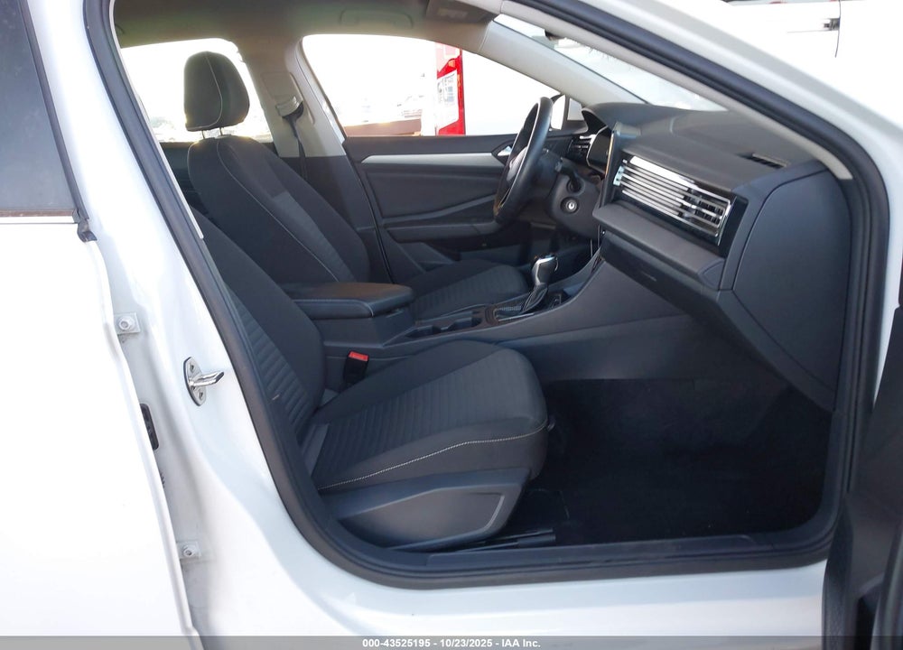 2025 VOLKSWAGEN JETTA 1.5T S VIN: 3VW5X7BUXSM028265